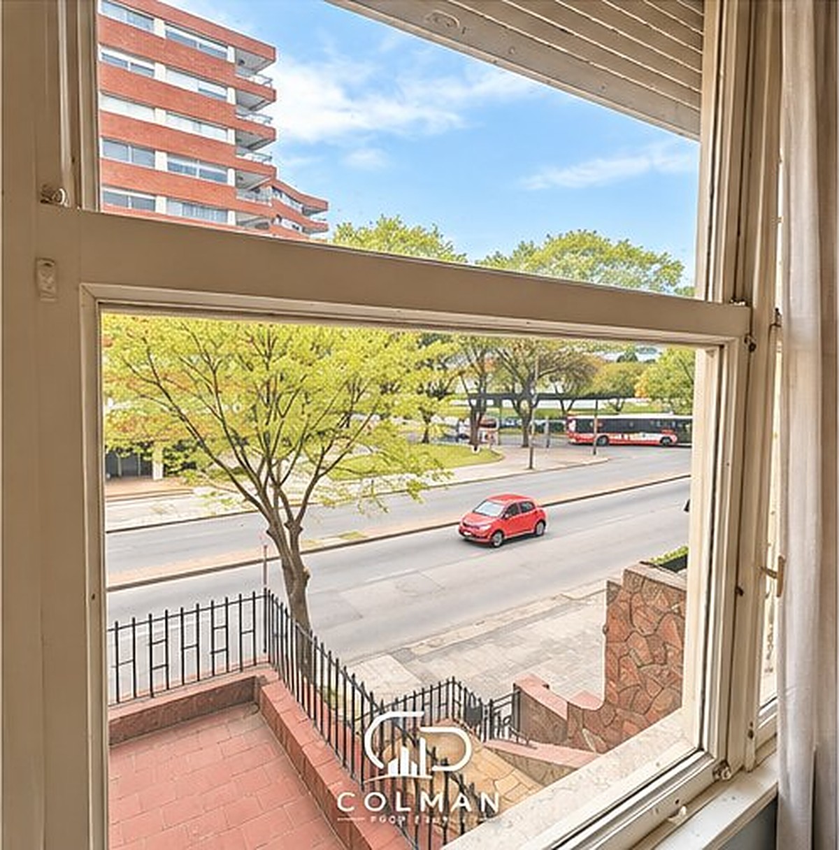 Casa de época en Bulevar España y Bulevar Artigas, 3 dormitorios, 245 m²