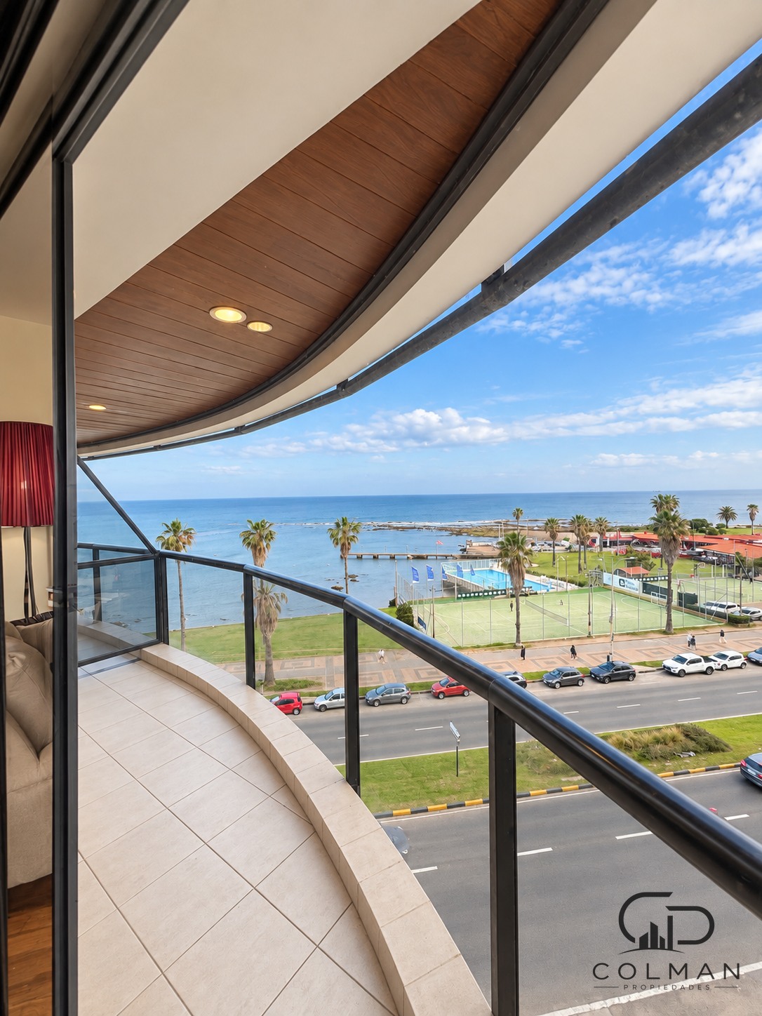Balcón con vista al mar, apartamento Rambla Gandhi